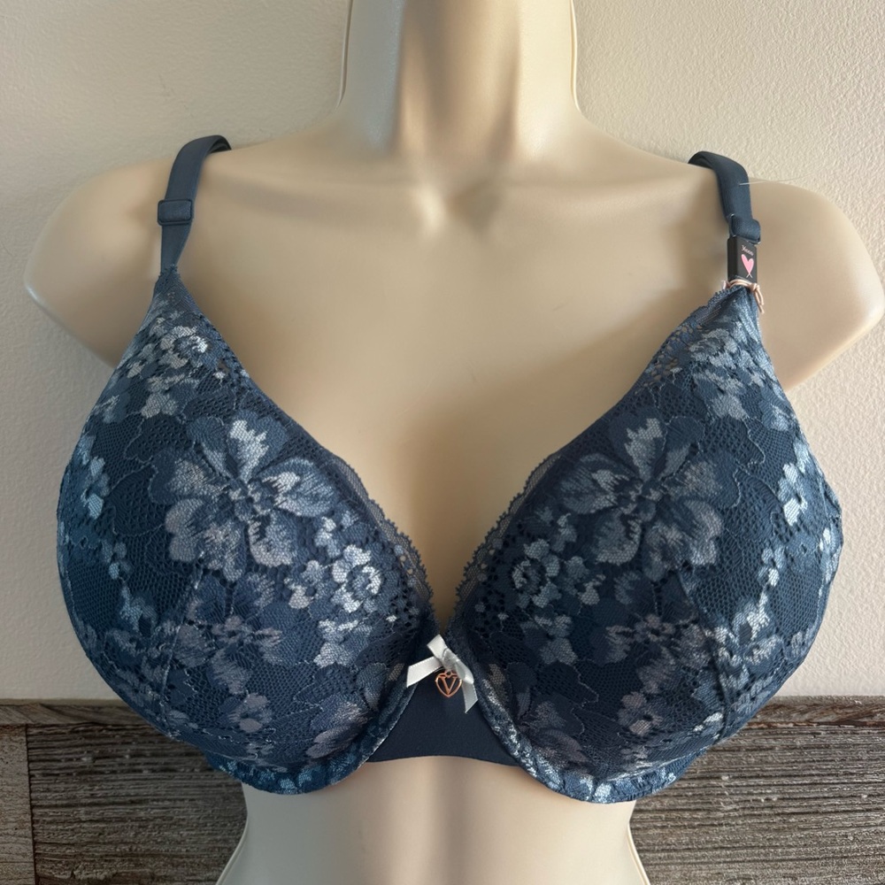Victoria’s Secret Body by Victoria Bra 36DDD Navy Floral Lace NWT